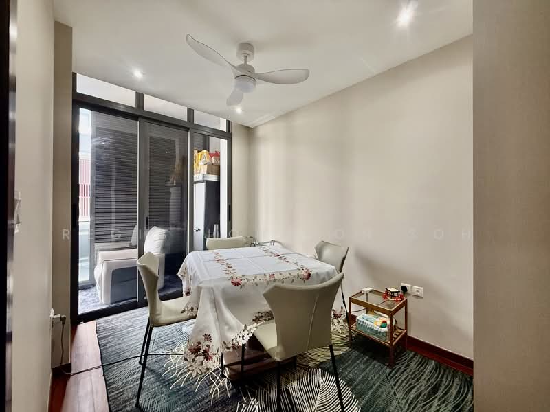 The Bently Residences@Kovan Condominium For Sale at S$ 2,280,000 | PropertyGuru Singapore - Common Bedroom 1