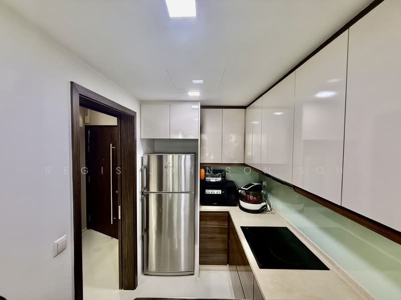 The Bently Residences@Kovan Condominium For Sale at S$ 2,280,000 | PropertyGuru Singapore - Kitchen