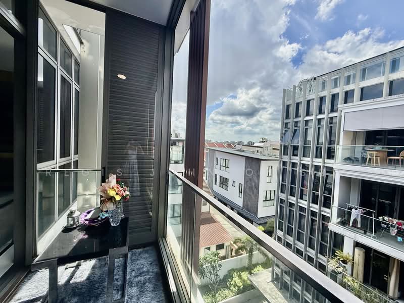 The Bently Residences@Kovan Condominium For Sale at S$ 2,280,000 | PropertyGuru Singapore - Balcony