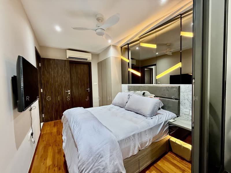 The Bently Residences@Kovan Condominium For Sale at S$ 2,280,000 | PropertyGuru Singapore - Master Bedroom