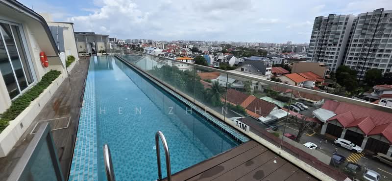 Park Residences Kovan, 831 Upper Serangoon Road, 1 Bedroom, 323 sqft, Apartment For Rent, by Chen Zhen Hao, 500067667 - Roof Top Lap Pool - PropertyGuru.com.sg