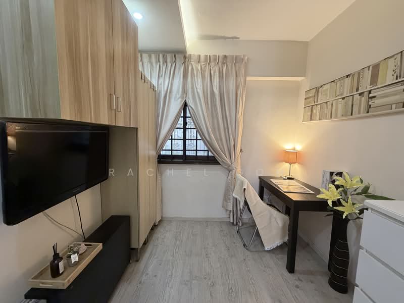 18 Cantonment Close HDB Flat For Sale at S$ 778,000 | PropertyGuru Singapore - Study