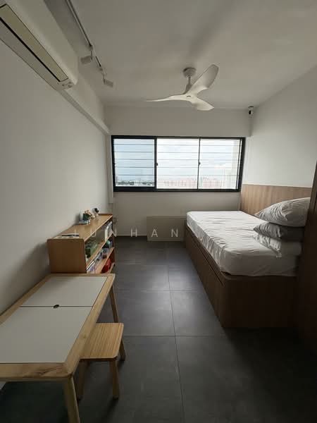 239 Lorong 1 Toa Payoh, 239 Lorong 1 Toa Payoh, 3 Bedrooms, 1,108 sqft, HDB Flat For Rent, by Junhan Wu, 500067674 - Guest Bedroom - PropertyGuru.com.sg