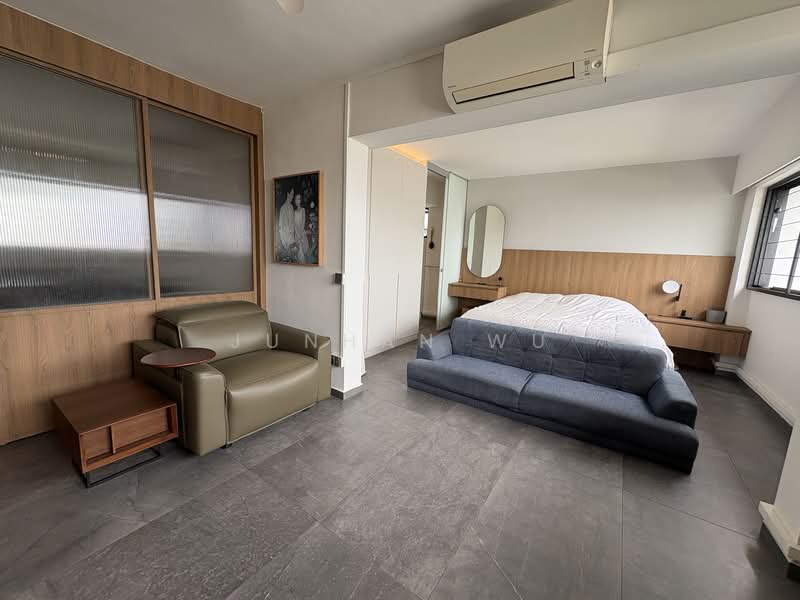 239 Lorong 1 Toa Payoh, 239 Lorong 1 Toa Payoh, 3 Bedrooms, 1,108 sqft, HDB Flat For Rent, by Junhan Wu, 500067674 - Master Bedroom + Lounge/Study - PropertyGuru.com.sg