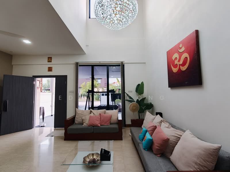 Villa Verde Terraced House For Sale at S$ 2,900,000 | PropertyGuru Singapore - Living Room