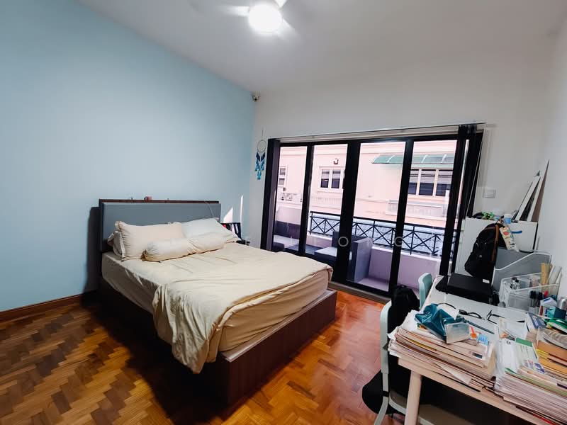 Villa Verde Terraced House For Sale at S$ 2,900,000 | PropertyGuru Singapore - Bedroom