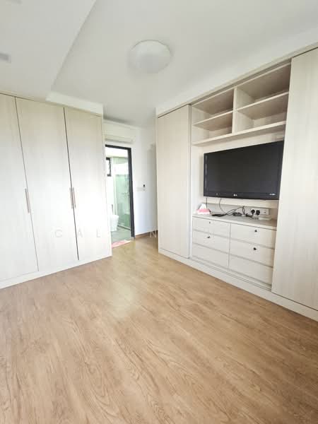 33 Ghim Moh Link HDB Flat For Sale at S$ 1,200,000 | PropertyGuru Singapore - Bedroom