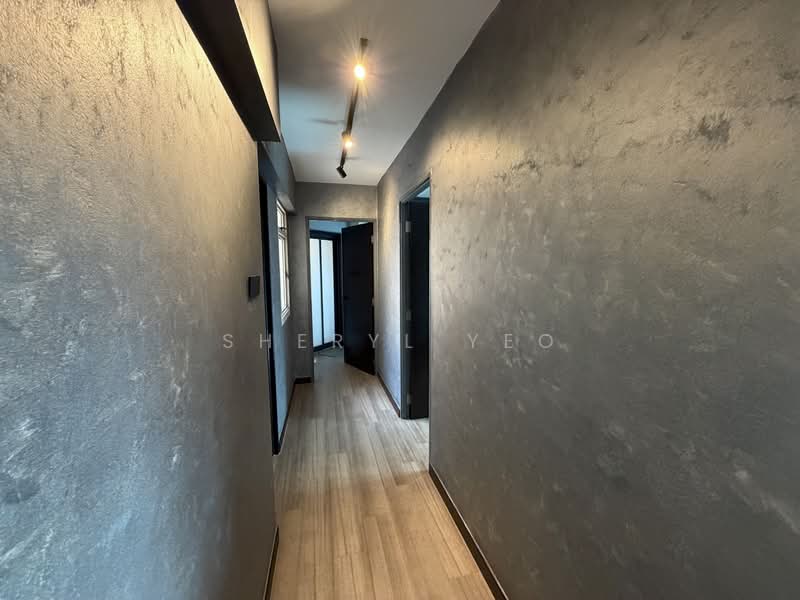 296 Punggol Central, 296 Punggol Central, 3 Bedrooms, 1,023 sqft, HDB Flat For Rent, by Sheryl Yeo, 500067699 - Corridor - PropertyGuru.com.sg