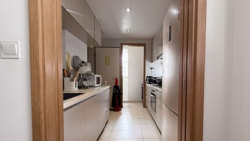 Prive Executive Condominium For Sale at S$ 1,960,000 | PropertyGuru Singapore - Kitchen