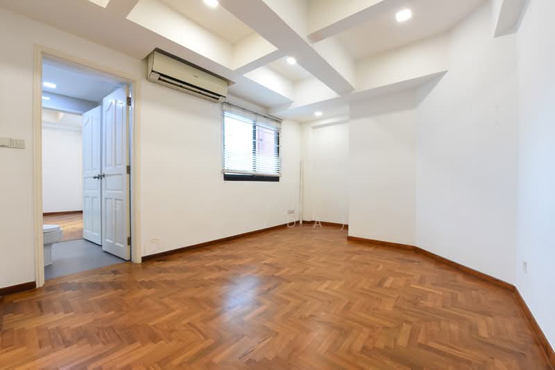 Leonie Condotel, 2 Leonie Hill Road, 5 Bedrooms, 3,600 sqft, Condominium For Rent, by Seah Wan Peng (Gilda), 500067707 - Bedroom - PropertyGuru.com.sg