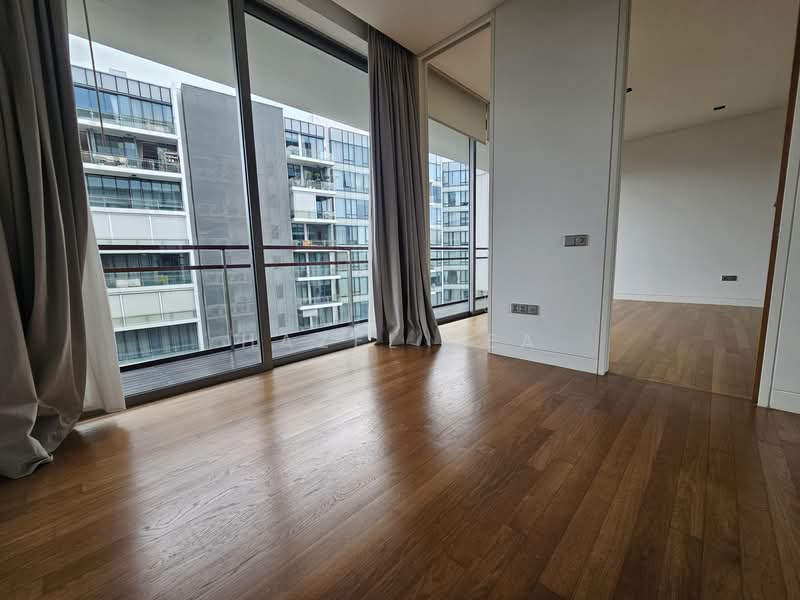 Hilltops, 99 Cairnhill Circle, 2 Bedrooms, 829 sqft, Condominium For Rent, by Hazel Tea, 500067720 - Balcony - PropertyGuru.com.sg