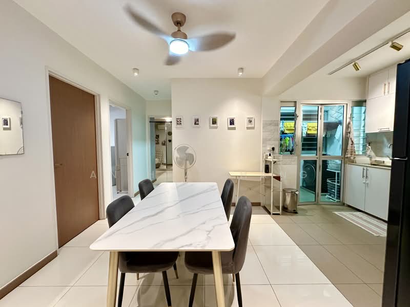 227A Ang Mo Kio Street 23 HDB Flat For Sale at S$ 1,000,000 | PropertyGuru Singapore - Dining Room