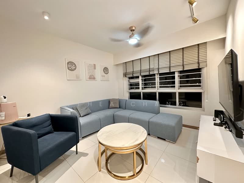 227A Ang Mo Kio Street 23 HDB Flat For Sale at S$ 1,000,000 | PropertyGuru Singapore - Living Room