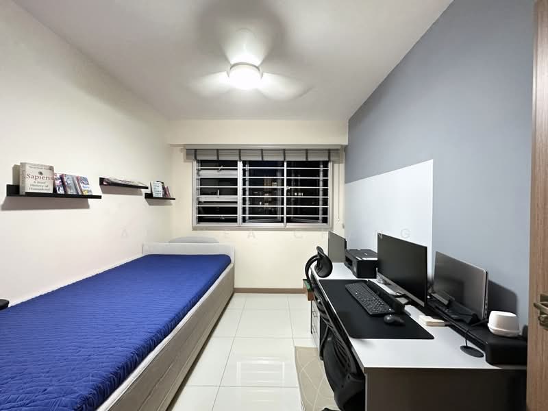 227A Ang Mo Kio Street 23, 227A Ang Mo Kio Street 23, 3 Bedrooms, 1,001 sqft, HDB Flat For Sale, by Anthea Chang, 500067739 - Bedroom - PropertyGuru.com.sg