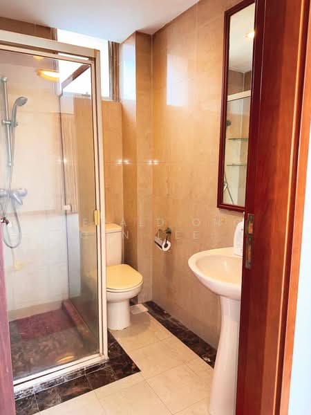 Alessandrea Condominium For Sale at S$ 2,099,000 | PropertyGuru Singapore - Bathroom