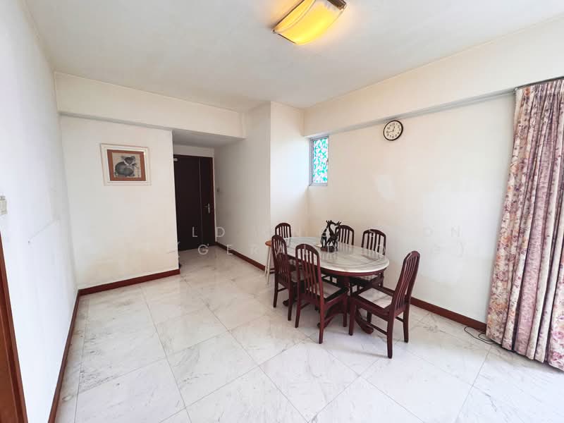 Alessandrea Condominium For Sale at S$ 2,099,000 | PropertyGuru Singapore - Dining Room