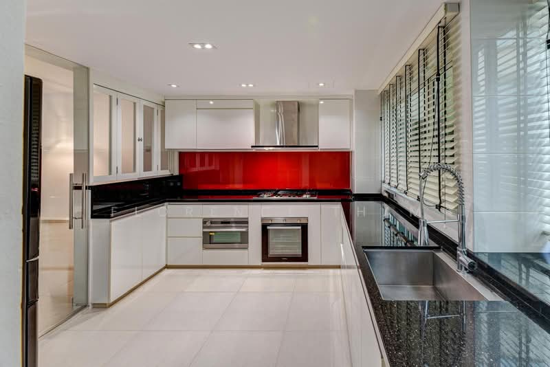 Emerald Garden Condominium For Sale at S$ 3,030,000 | PropertyGuru Singapore - Kitchen