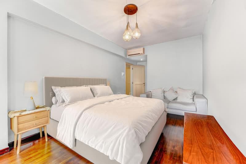 Emerald Garden Condominium For Sale at S$ 3,030,000 | PropertyGuru Singapore - Bedroom