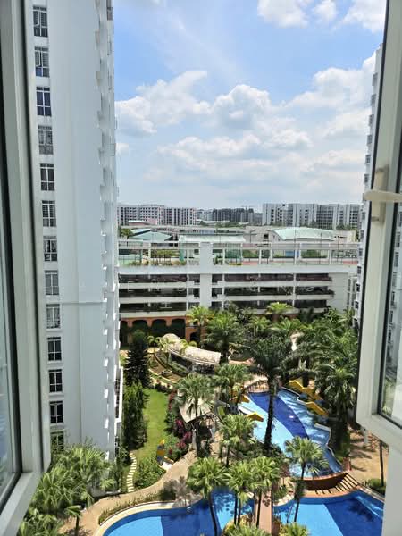 Casablanca Condominium For Sale at S$ 1,400,000 | PropertyGuru Singapore - Common bdrm 2 poolview