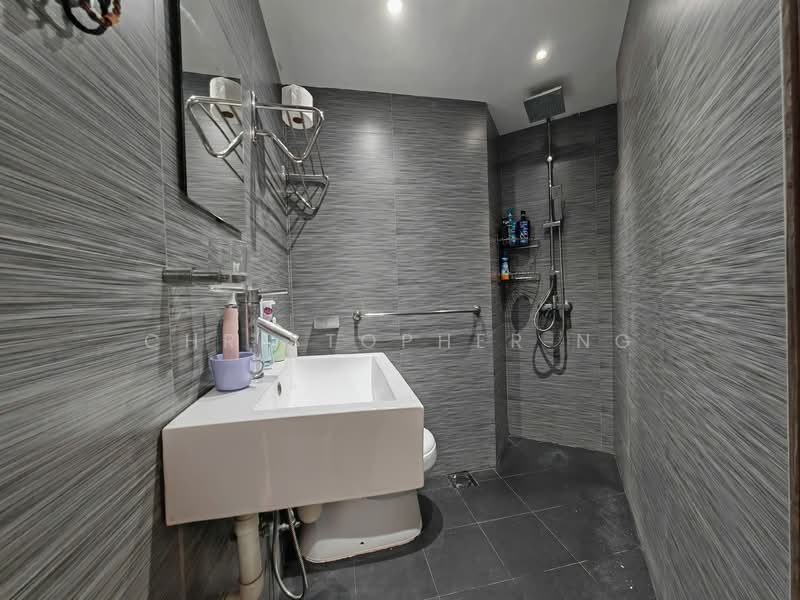 West Bay Condo Condominium For Sale at S$ 1,880,000 | PropertyGuru Singapore - Bathroom