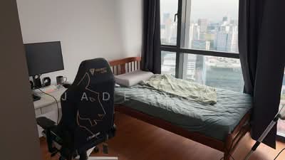 For Rent - Stirling Residences