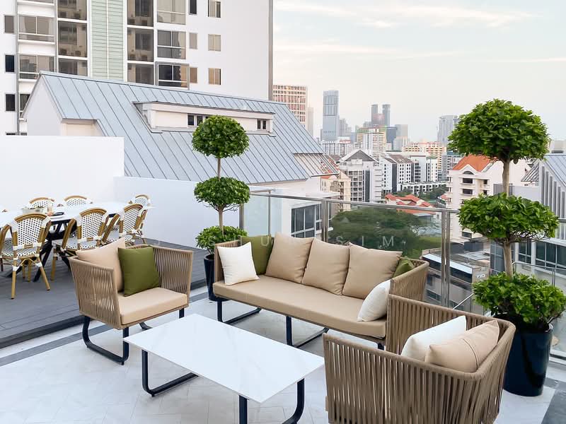 Waterford Residence Condominium For Sale at S$ 3,880,000 | PropertyGuru Singapore - Exterior