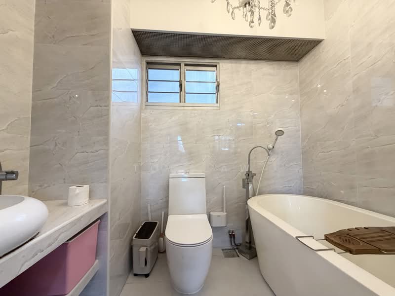 21 Teban Gardens Road HDB Flat For Sale at S$ 700,000 | PropertyGuru Singapore