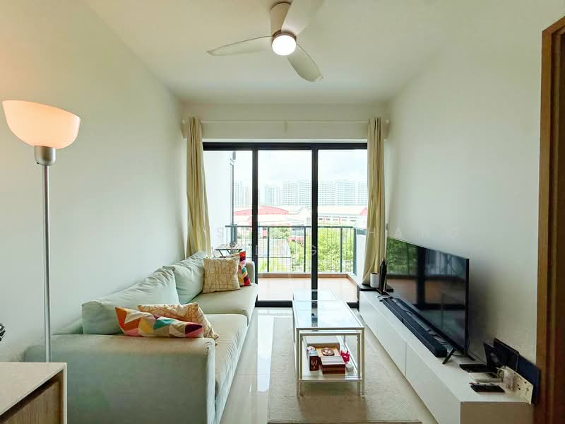 Kingsford Waterbay Condominium For Sale at S$ 718,000 | PropertyGuru Singapore - Living Room