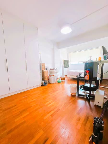 536 Upper Cross Street HDB Flat For Sale at S$ 628,000 | PropertyGuru Singapore - Bedroom