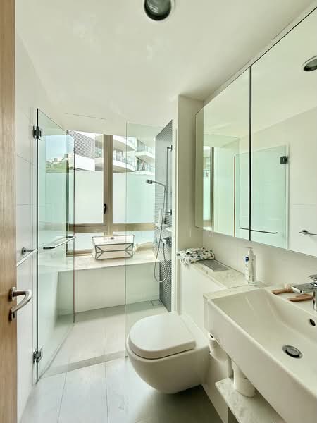 The Coast at Sentosa Cove Condominium For Sale at S$ 4,680,000 | PropertyGuru Singapore - Bathroom