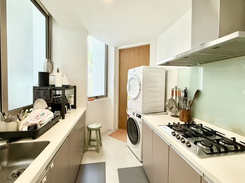 The Coast at Sentosa Cove Condominium For Sale at S$ 4,680,000 | PropertyGuru Singapore - Kitchen