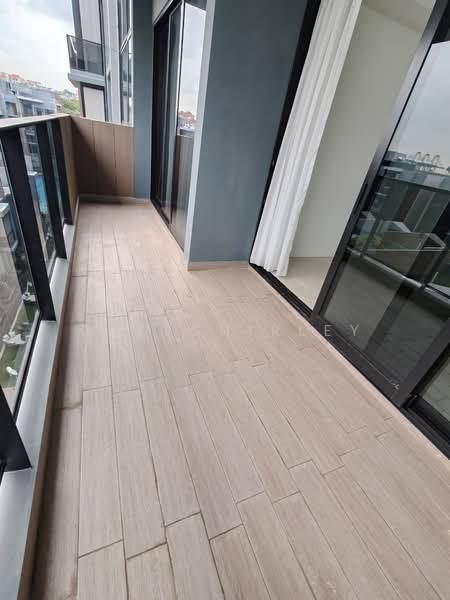 Kent Ridge Hill Residences, 62A South Buona Vista Road, 3 Bedrooms, 1,076 sqft, Condominium For Rent, by Ong Shirley, 500067836 - Balcony - PropertyGuru.com.sg