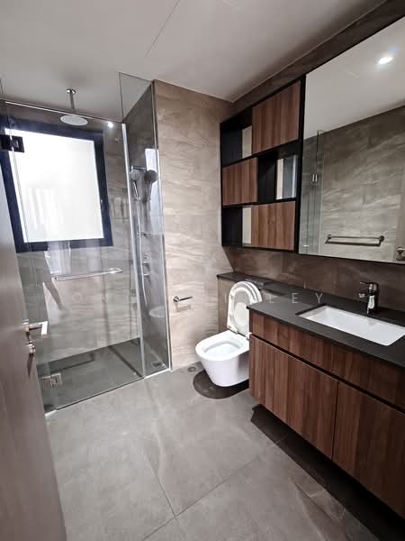 Kent Ridge Hill Residences, 62A South Buona Vista Road, 3 Bedrooms, 1,076 sqft, Condominium For Rent, by Ong Shirley, 500067836 - Bathroom - PropertyGuru.com.sg