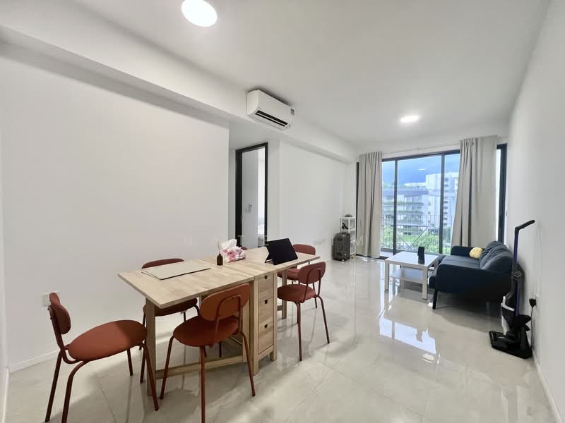 The Watergardens at Canberra, 33 Canberra Drive, 3 Bedrooms, 958 sqft, Condominium For Sale, by Nate Lim, 500067845 - Living Room - PropertyGuru.com.sg