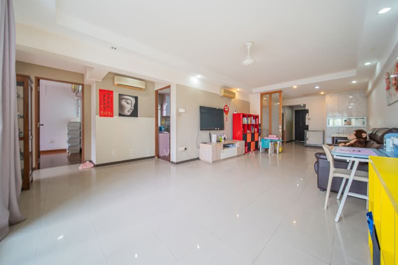 132 Edgedale Plains HDB Flat For Sale at S$ 650,000 | PropertyGuru Singapore - Living Room