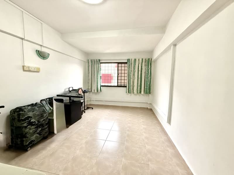 279 Yishun Street 22 HDB Flat For Sale at S$ 530,000 | PropertyGuru Singapore - Interior