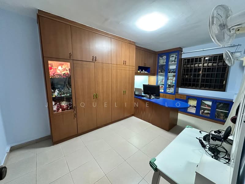 510 Woodlands Drive 14 HDB Flat For Sale at S$ 748,888 | PropertyGuru Singapore - Study