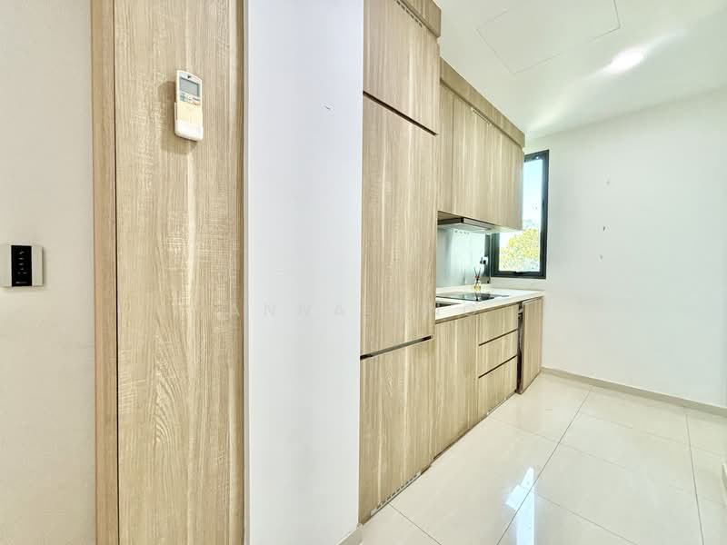 Flora View Apartment For Sale at S$ 1,230,000 | PropertyGuru Singapore - Kitchen