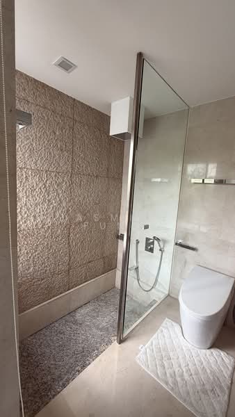 Silversea, , 2 Bedrooms, 969 sqft, Condominium For Rent, by Jasmine Fung, 500067884 - Bathroom - PropertyGuru.com.sg