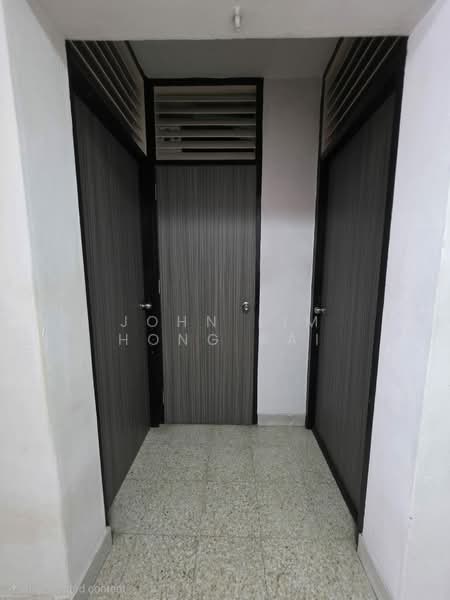 213 Ang Mo Kio Avenue 3 HDB Flat For Sale at S$ 415,888 | PropertyGuru Singapore - Corridor