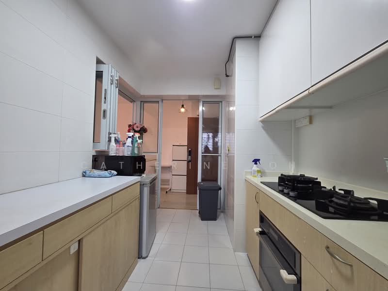 415B Fernvale Link, 415B Fernvale Link, 3 Bedrooms, 1,001 sqft, HDB Flat For Rent, by Catherine Loh, 500067916 - Kitchen - PropertyGuru.com.sg