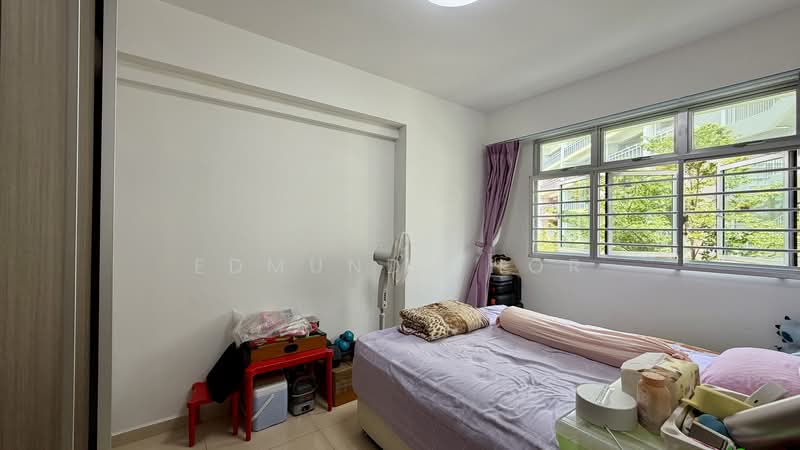 490D Choa Chu Kang Avenue 5, 490D Choa Chu Kang Avenue 5, 3 Bedrooms, 1,216 sqft, HDB Flat For Sale, by Edmund Thor, 500067930 - Common room 1 - PropertyGuru.com.sg
