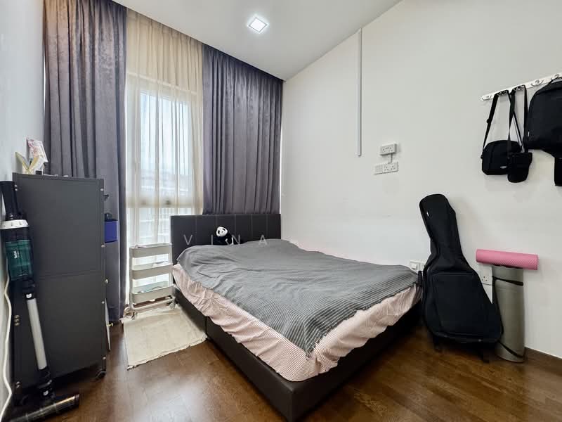 Sea Esta, 22 Pasir Ris Link, 3 Bedrooms, 1,227 sqft, Condominium For Sale, by Jovina Thian, 500067933 - Bedroom - PropertyGuru.com.sg