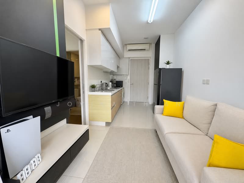 Sea Esta, 22 Pasir Ris Link, 3 Bedrooms, 1,227 sqft, Condominium For Sale, by Jovina Thian, 500067933 - Living Room - PropertyGuru.com.sg