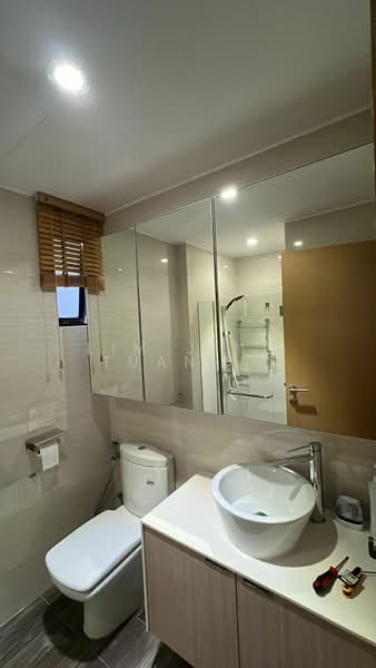 Eastpoint Green, 1 Simei Street 3, Room Rental, 150 sqft, Condominium For Rent, by Lim Jing Tuan (Benedict), 500067937 - Bathroom - PropertyGuru.com.sg