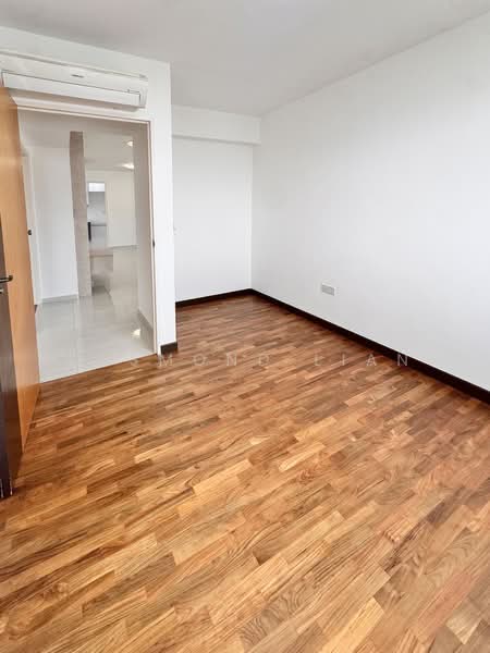 410A Fernvale Road HDB Flat For Sale at S$ 700,000 | PropertyGuru Singapore - Interior