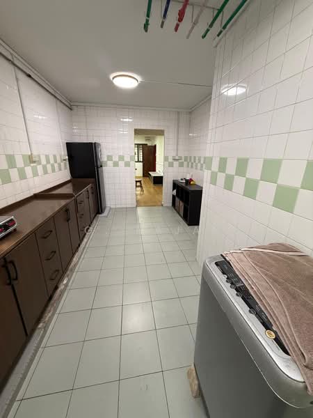 317 Woodlands Street 31, 317 Woodlands Street 31, 2 Bedrooms, 67 sqft, HDB Flat For Rent, by G. Rajan, 500067940 - Kitchen - PropertyGuru.com.sg