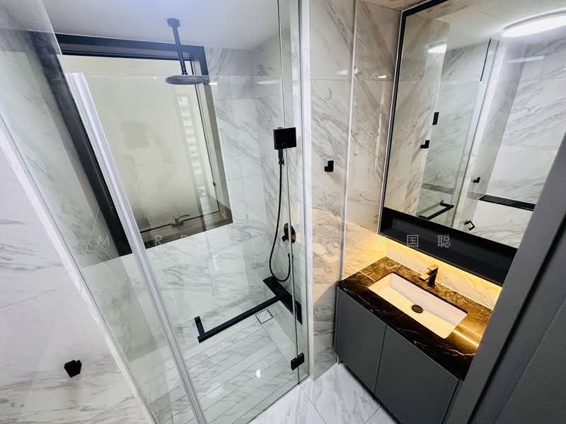 The Landmark, 173 Chin Swee Road, 2 Bedrooms, 753 sqft, Condominium For Rent, by Murphy Lee 李国聪, 500067956 - Bathroom - PropertyGuru.com.sg