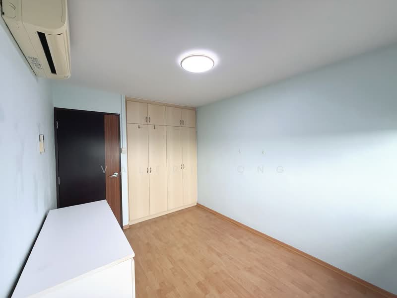 17 Telok Blangah Crescent, 17 Telok Blangah Crescent, 2 Bedrooms, 1,076 sqft, HDB Flat For Rent, by Valerie Ong, 500067963 - Common Bedroom 1 - PropertyGuru.com.sg
