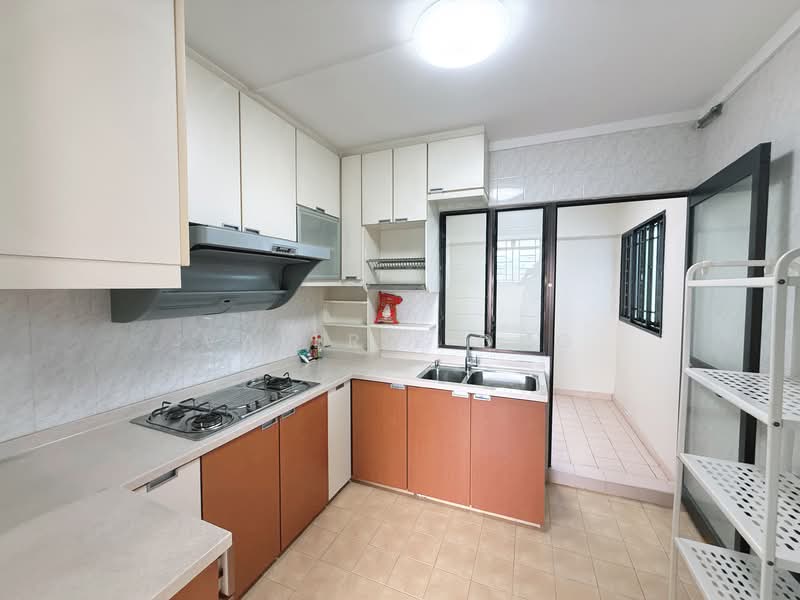 17 Telok Blangah Crescent, 17 Telok Blangah Crescent, 2 Bedrooms, 1,076 sqft, HDB Flat For Rent, by Valerie Ong, 500067963 - Kitchen - PropertyGuru.com.sg